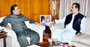 Zardari, Gilani discuss political situation 